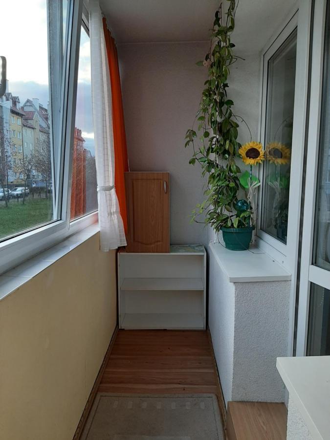 Mieszkanie Przy Plazy Dla 4-5 Osob Gdansk Bagian luar foto