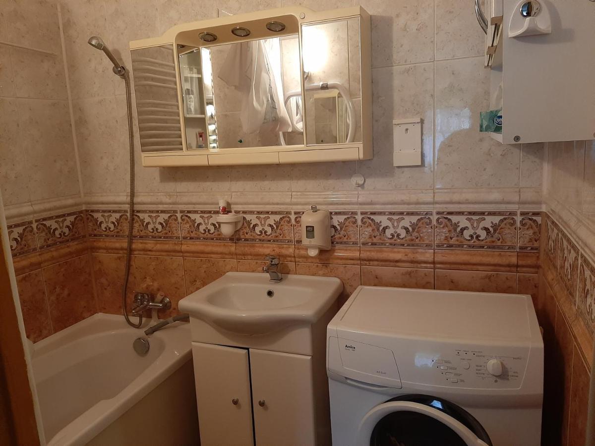 Mieszkanie Przy Plazy Dla 4-5 Osob Gdansk Bagian luar foto