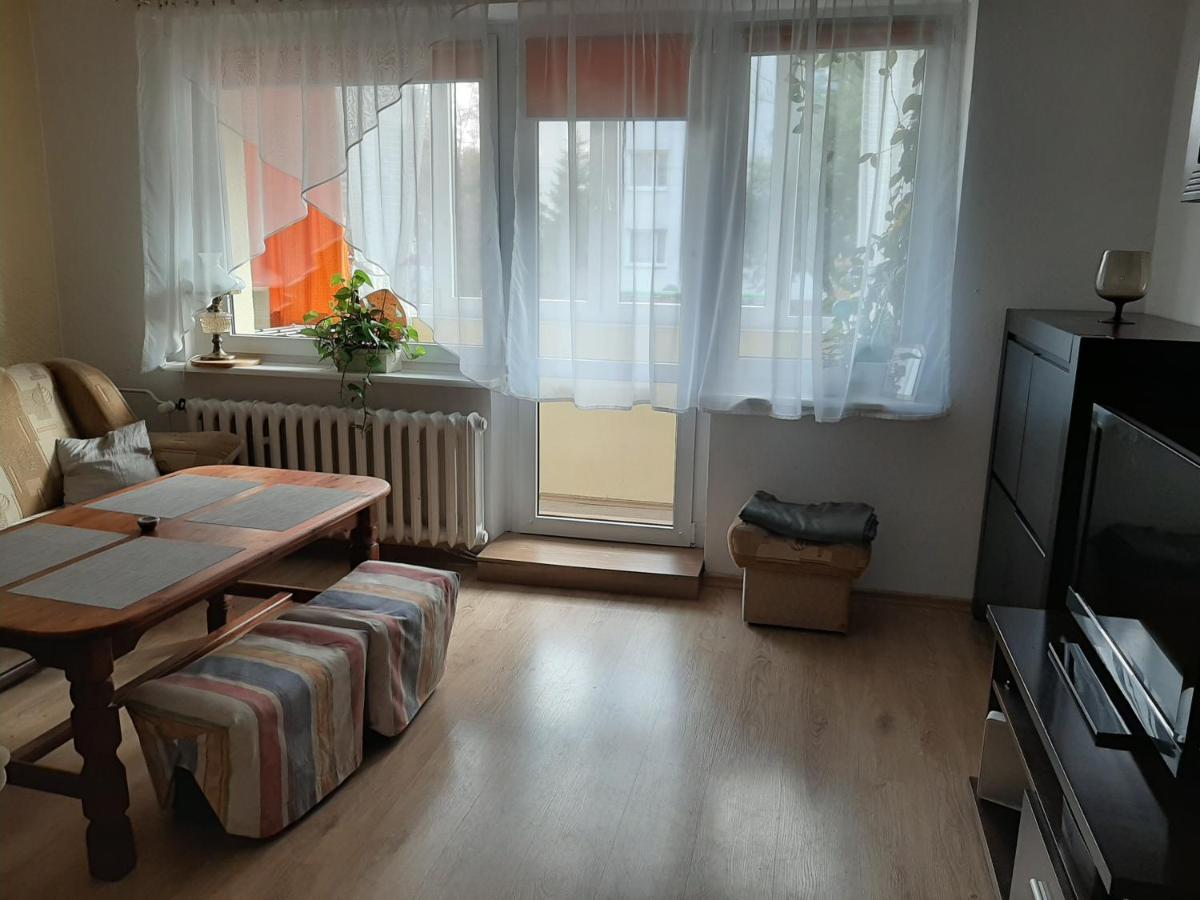 Mieszkanie Przy Plazy Dla 4-5 Osob Gdansk Bagian luar foto