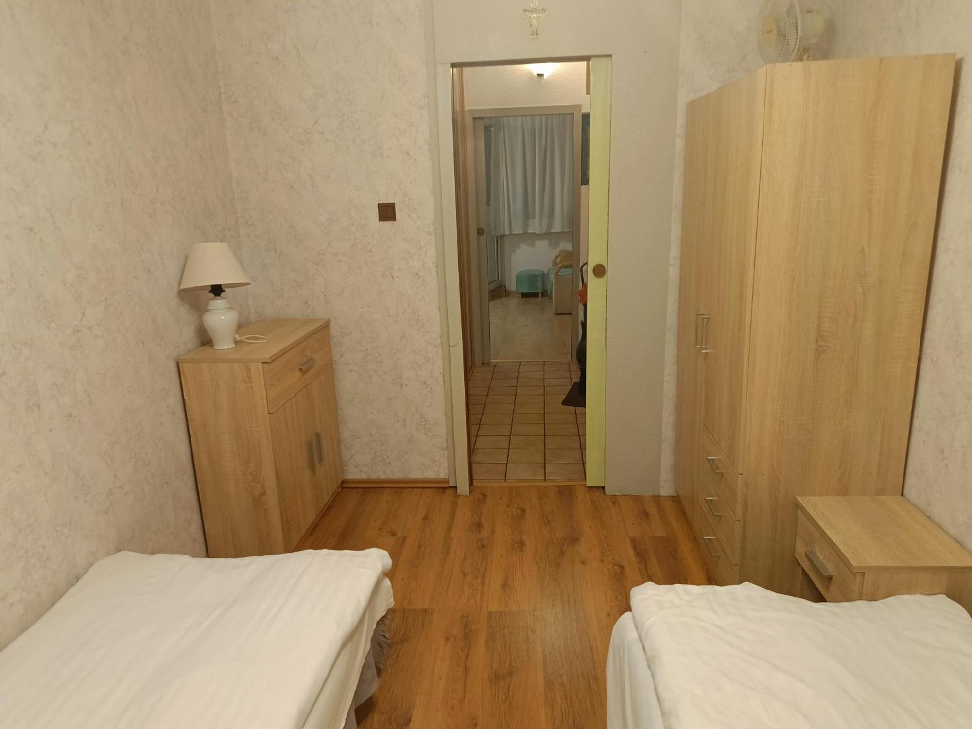 Mieszkanie Przy Plazy Dla 4-5 Osob Gdansk Bagian luar foto